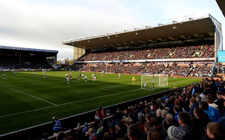 他对于更多 他对于更多